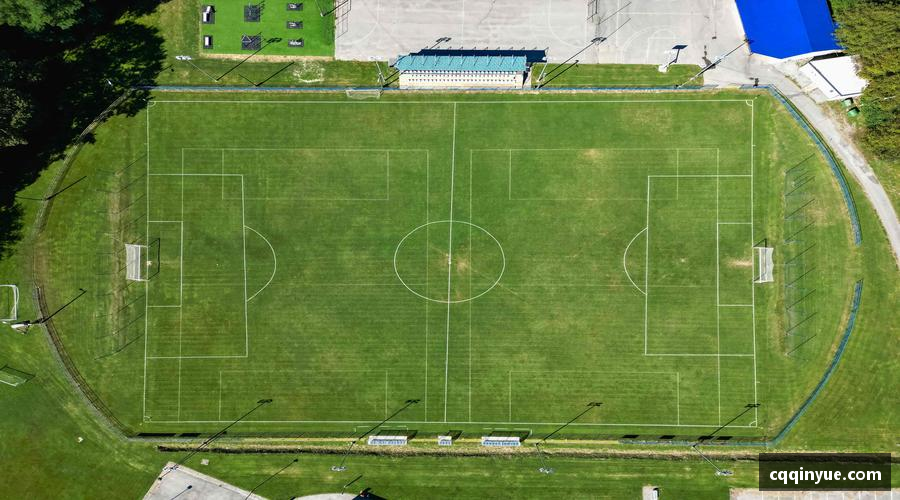 今年会jinnianhui汗水与荣耀的舞台，等你来战！⚽ 报名即享专属福利，点击开启征程！